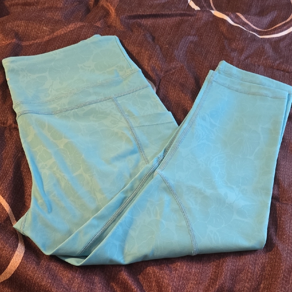 ZYIA Active Light Blue Capri Leggings